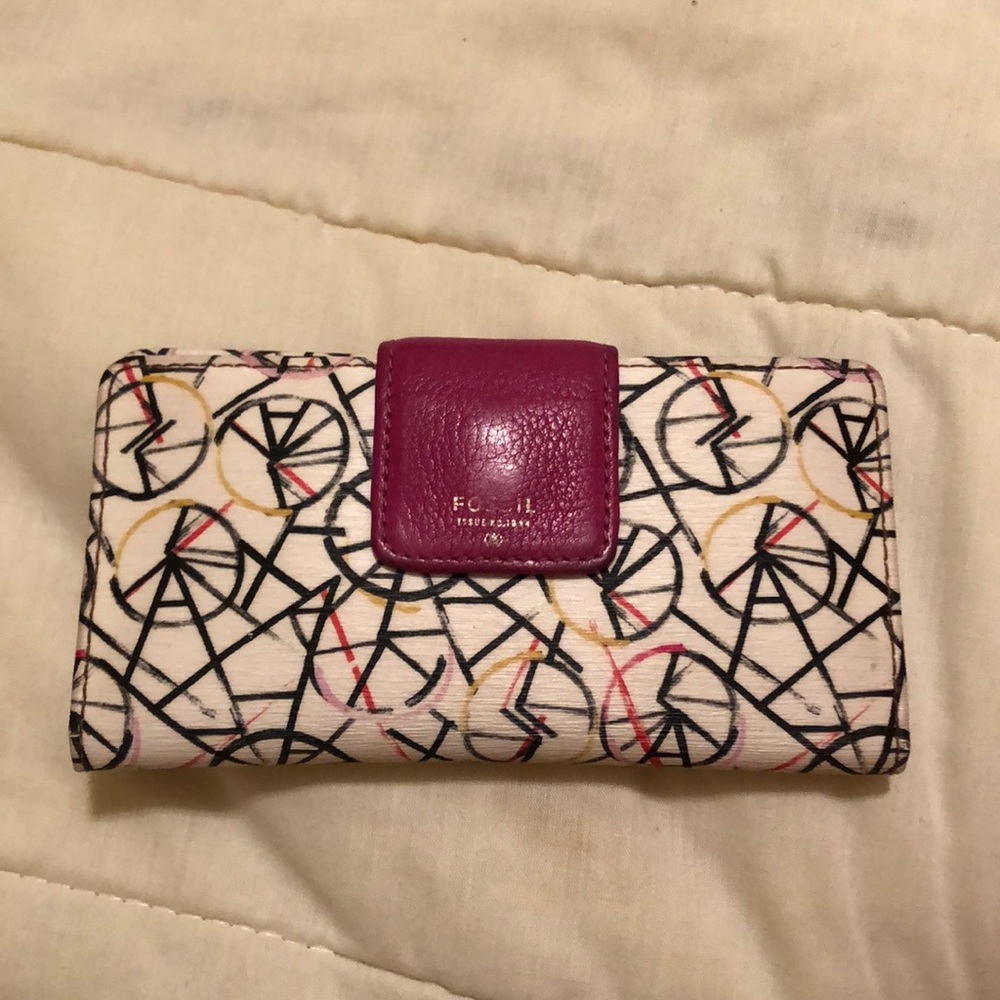 Fossil Pink and White Wallet